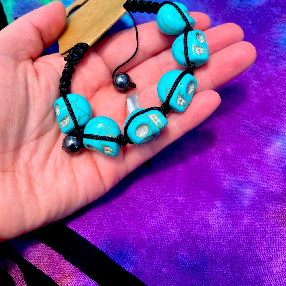 Howlite Skull Adjustable Bracelets